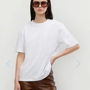 ✨NEW✨ Oak and Fort White Oversized Tee XS